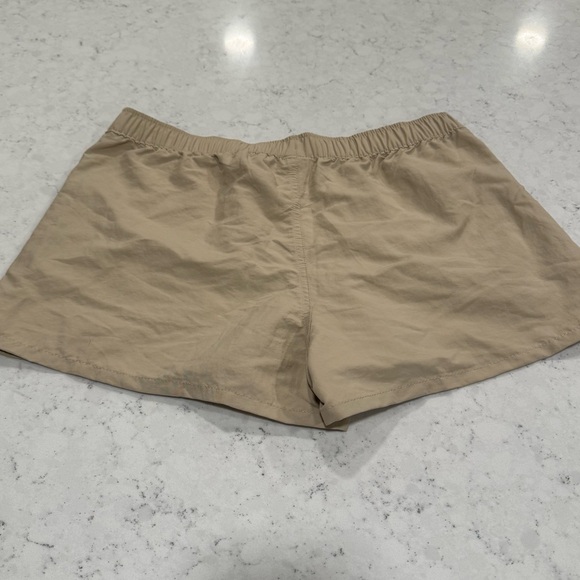 Patagonia Women's M 2.5" Barely Baggies Nylon Shorts Oar Tan Pockets Recycled - Picture 4 of 13